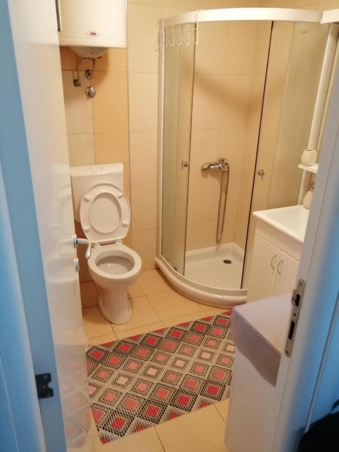 Studio Apartman Kocka Белград Екстер'єр фото