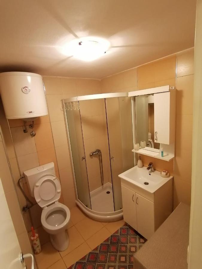 Studio Apartman Kocka Белград Екстер'єр фото